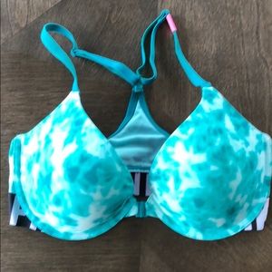Brand new with tags Victoria’s Secret bra 34DD